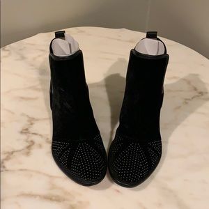 Donald Pliner velvet booties